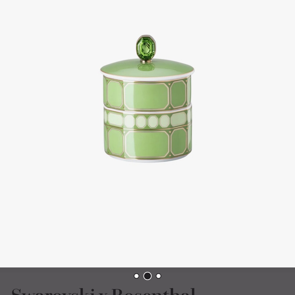 Swarovski x Rosenthal
Swarovski Signum - 3 Pc Box 3 In Fern Green. BNIB